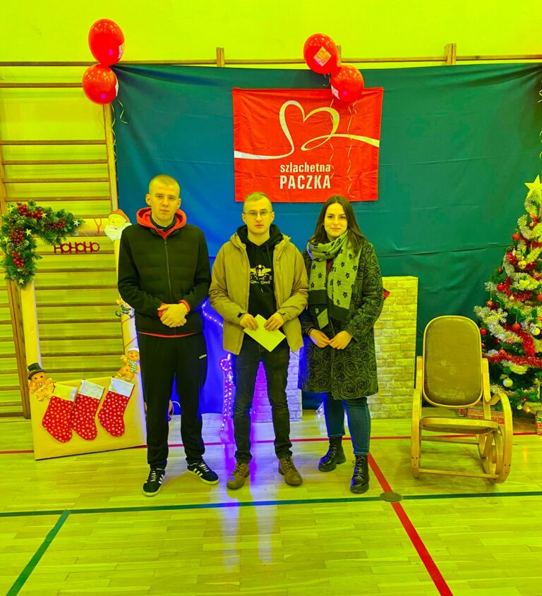 Szlachetna Paczka – radomska młodzież wspólnie dla potrzebujących!