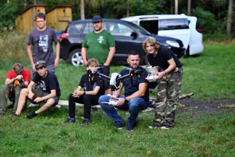 Misja: EduDron w Puszczy Kozienickiej!