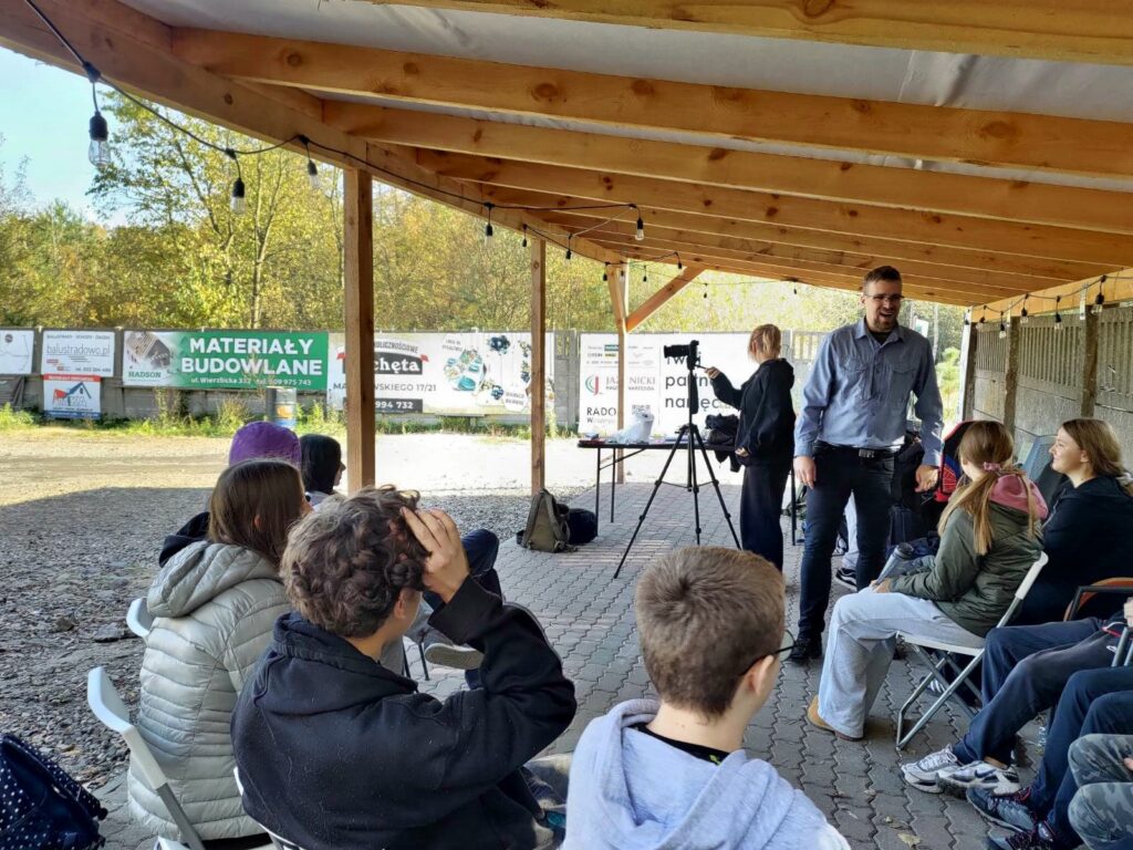 571822655_122204527844292055_8166100898885021742_n-1024x768