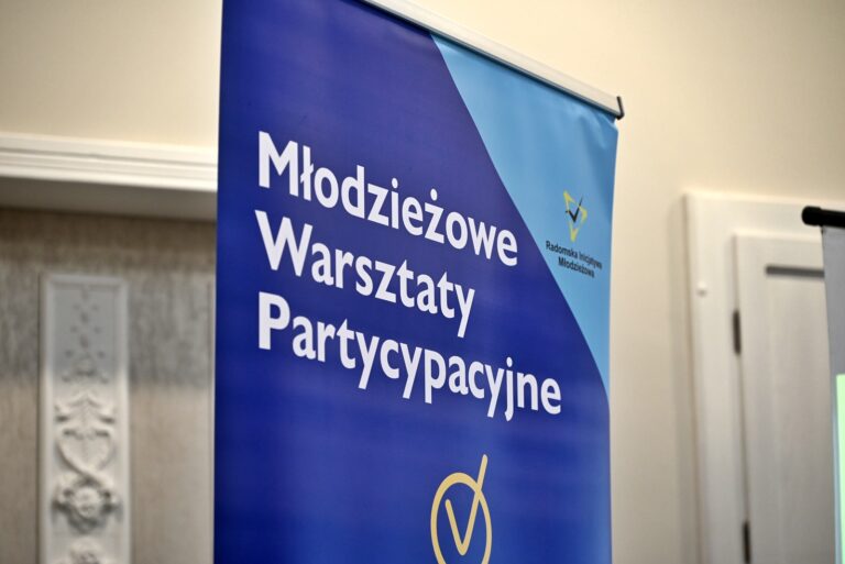 Raport „Radom dla młodych. Perspektywy na przyszłość”
